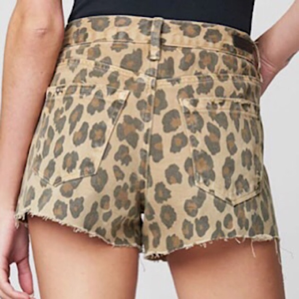“NEW” Blank NYC The Barrow Vintage Short - Picture 2 of 6